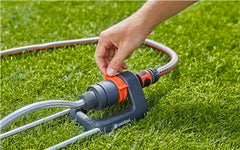 Gardena Oscillating Sprinkler and Manual Tap Timer