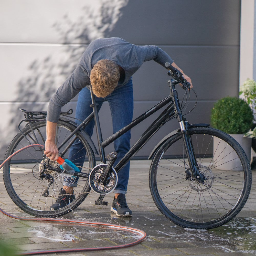 GARDENA Cleansystem Bike Brush, for cleaning bicycles, trailers etc