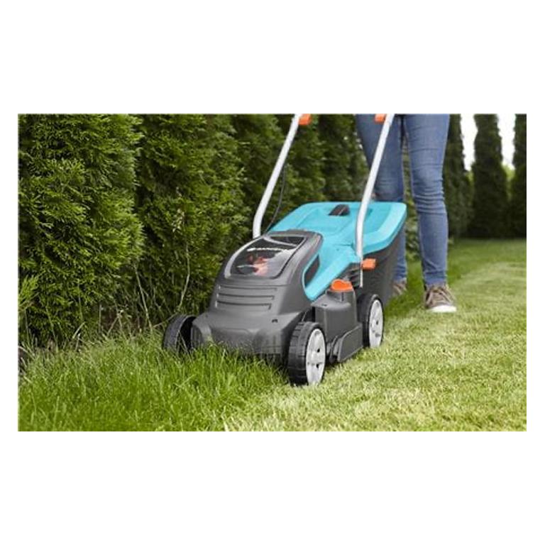 GARDENA  Battery Lawnmower PowerMax™+ STARTERKIT