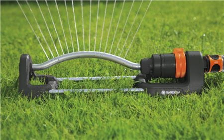 Gardena Oscillating Sprinkler and Manual Tap Timer