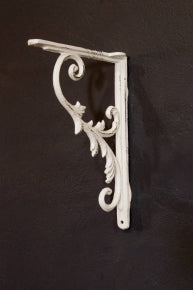 Bracket: Leaf - antique white